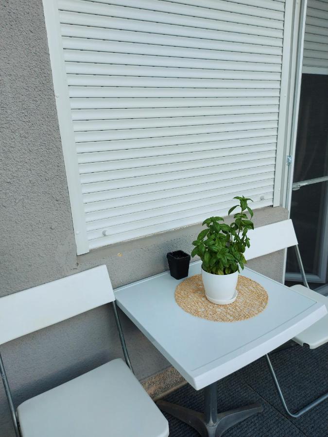 Makabo-Apartment In House Skopje Exterior photo